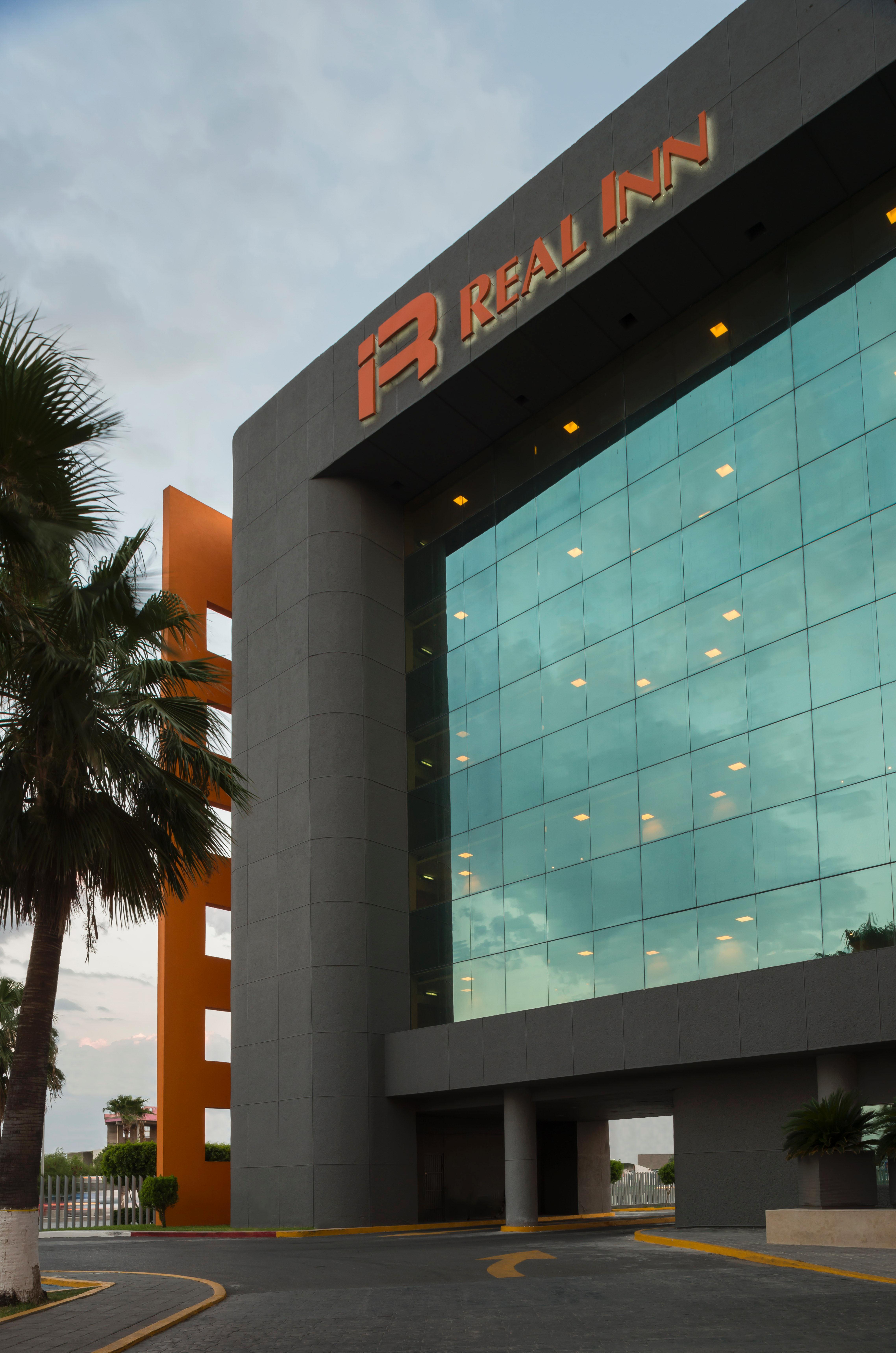 Real Inn Nuevo Laredo Esterno foto